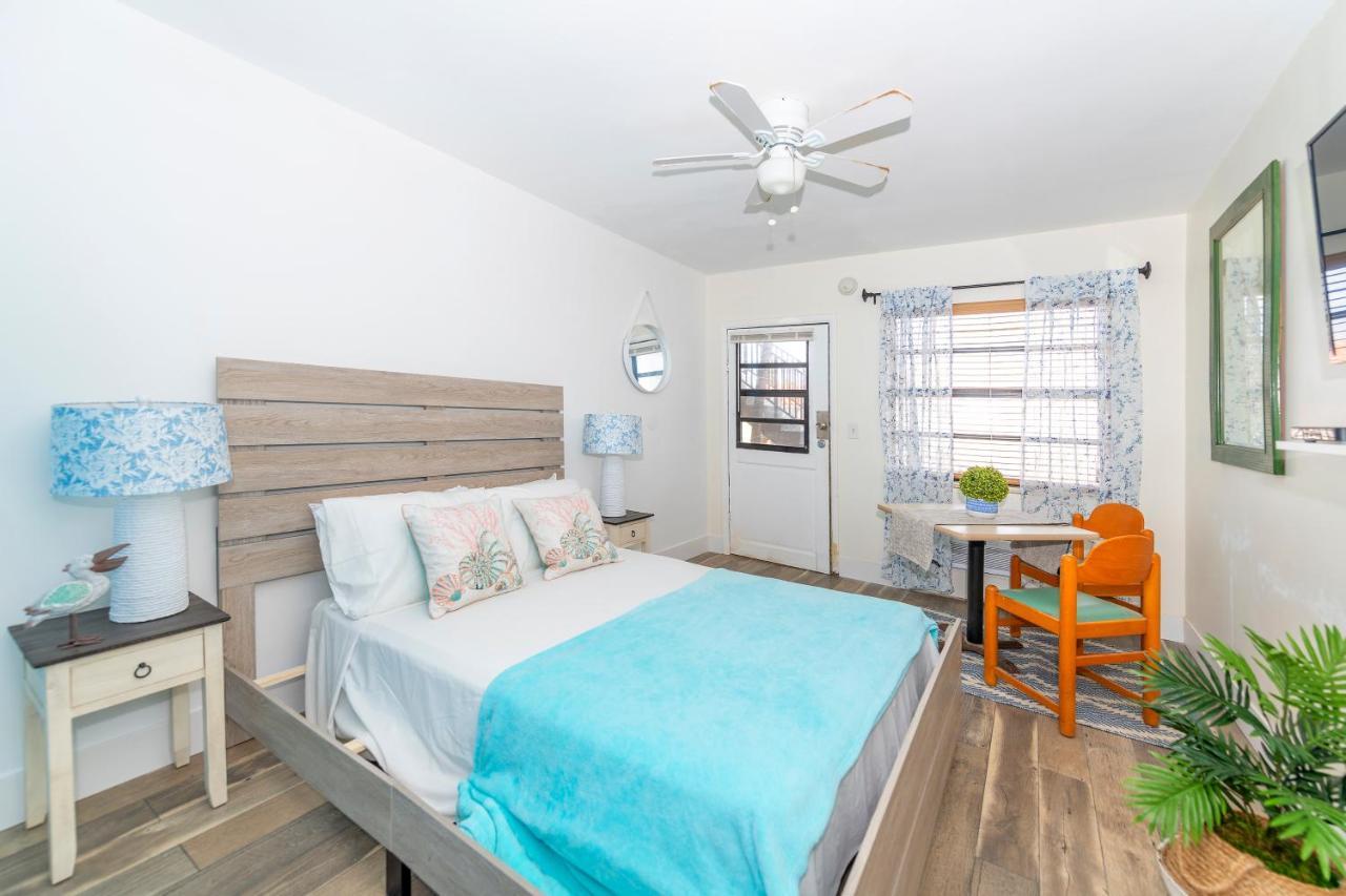 Tropic Isle Hotel & Apartment ハリウッド エクステリア 写真