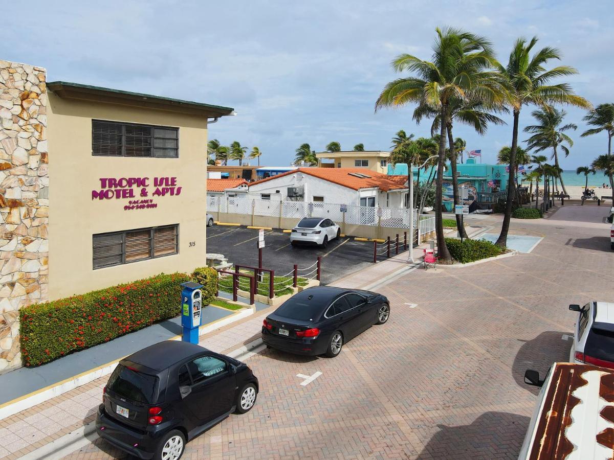 Tropic Isle Hotel & Apartment ハリウッド エクステリア 写真
