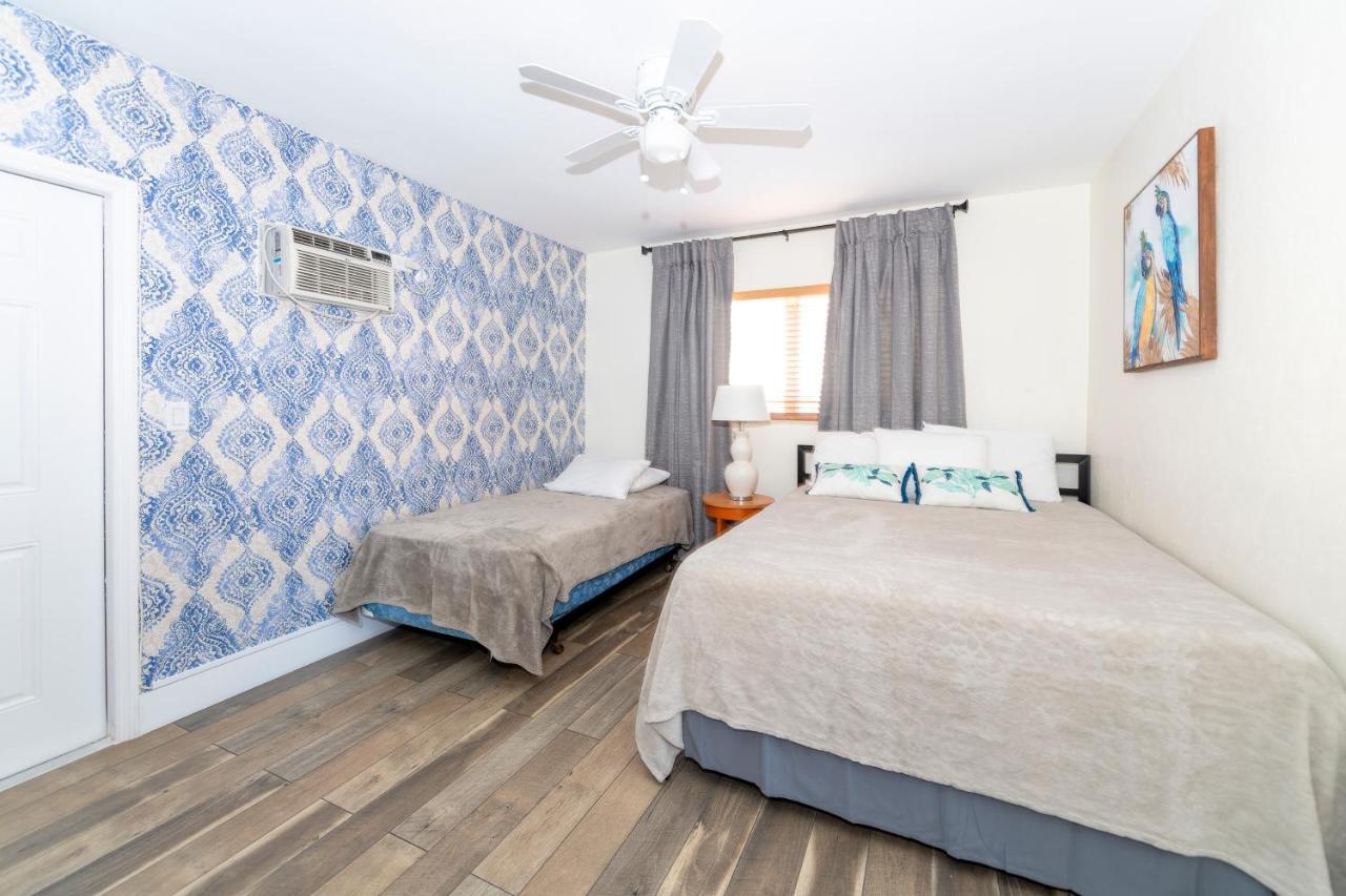 Tropic Isle Hotel & Apartment ハリウッド エクステリア 写真