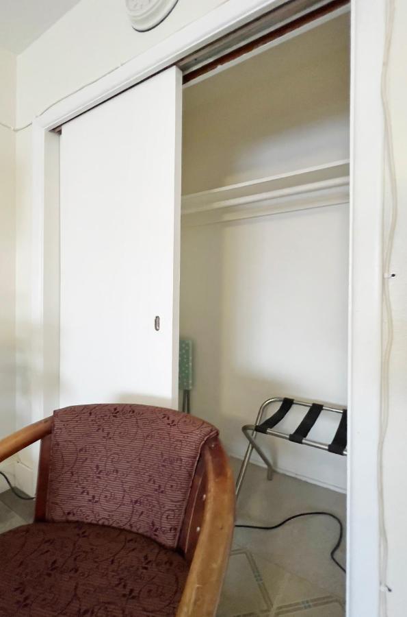 Tropic Isle Hotel & Apartment ハリウッド エクステリア 写真