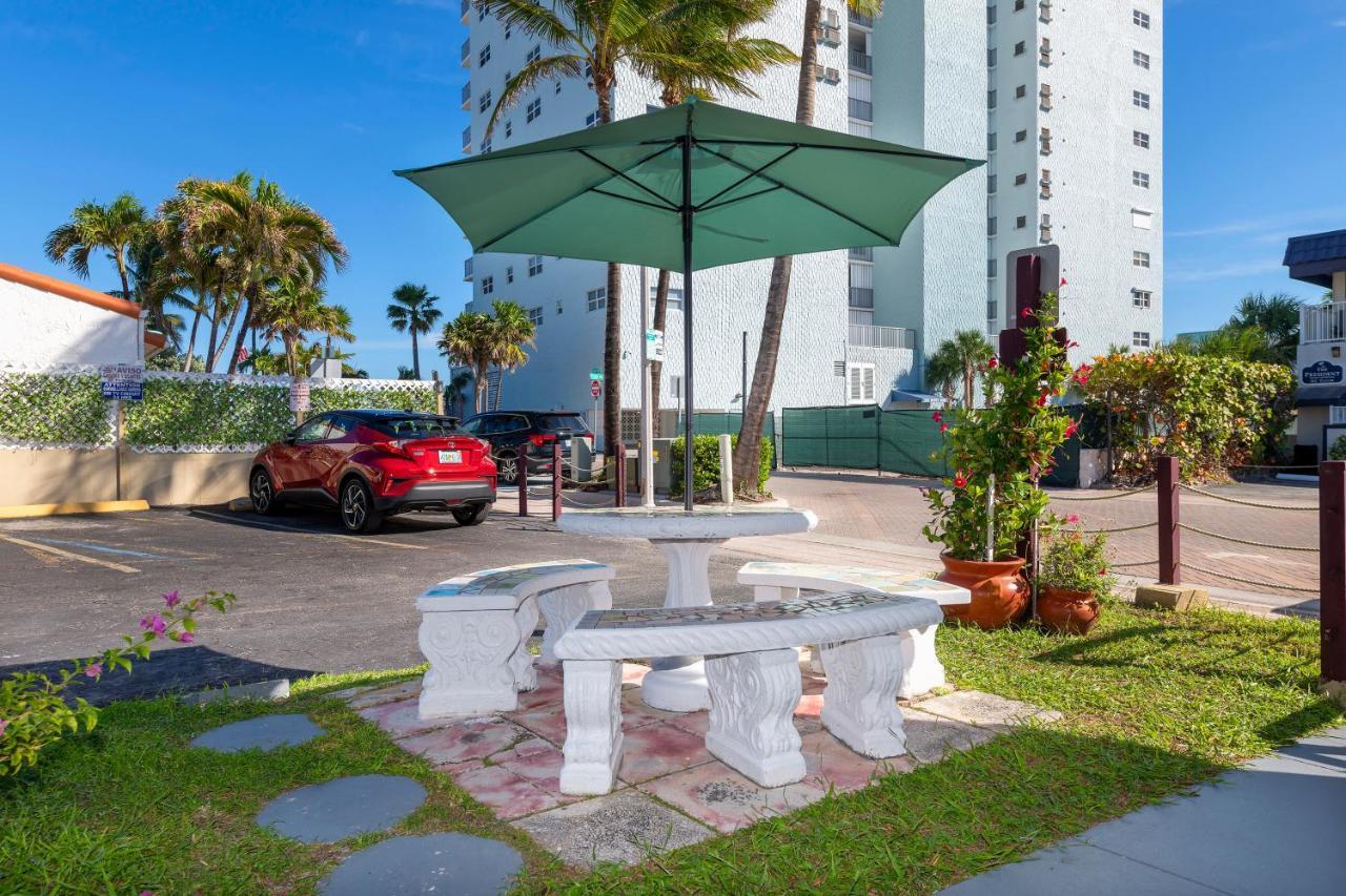Tropic Isle Hotel & Apartment ハリウッド エクステリア 写真