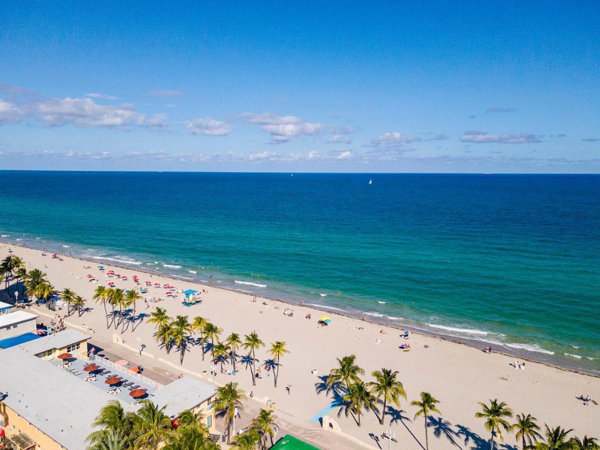 Tropic Isle Hotel & Apartment ハリウッド エクステリア 写真